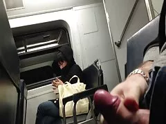 Azione formosa con l'appassionata video amatoriali italiani erotici Zoey Sinn di Bang Bus